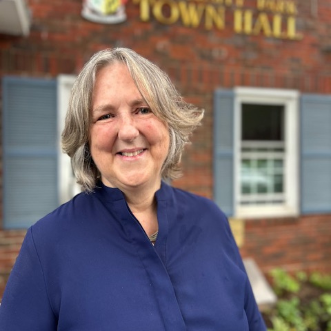 Untitled (1080 x 1080 px) (2)